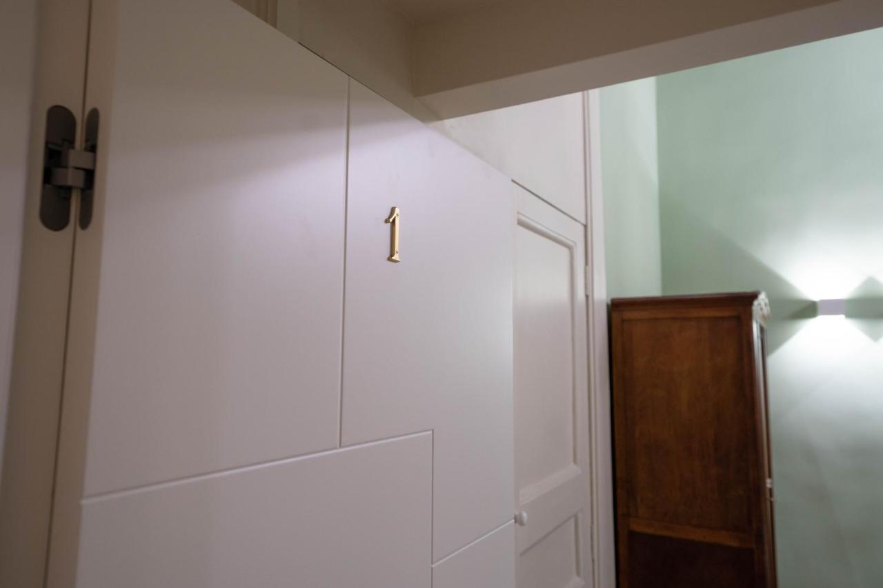 Ventaglieri 74 By Dimorra Bed & Breakfast เนเปิลส์ ภายนอก รูปภาพ