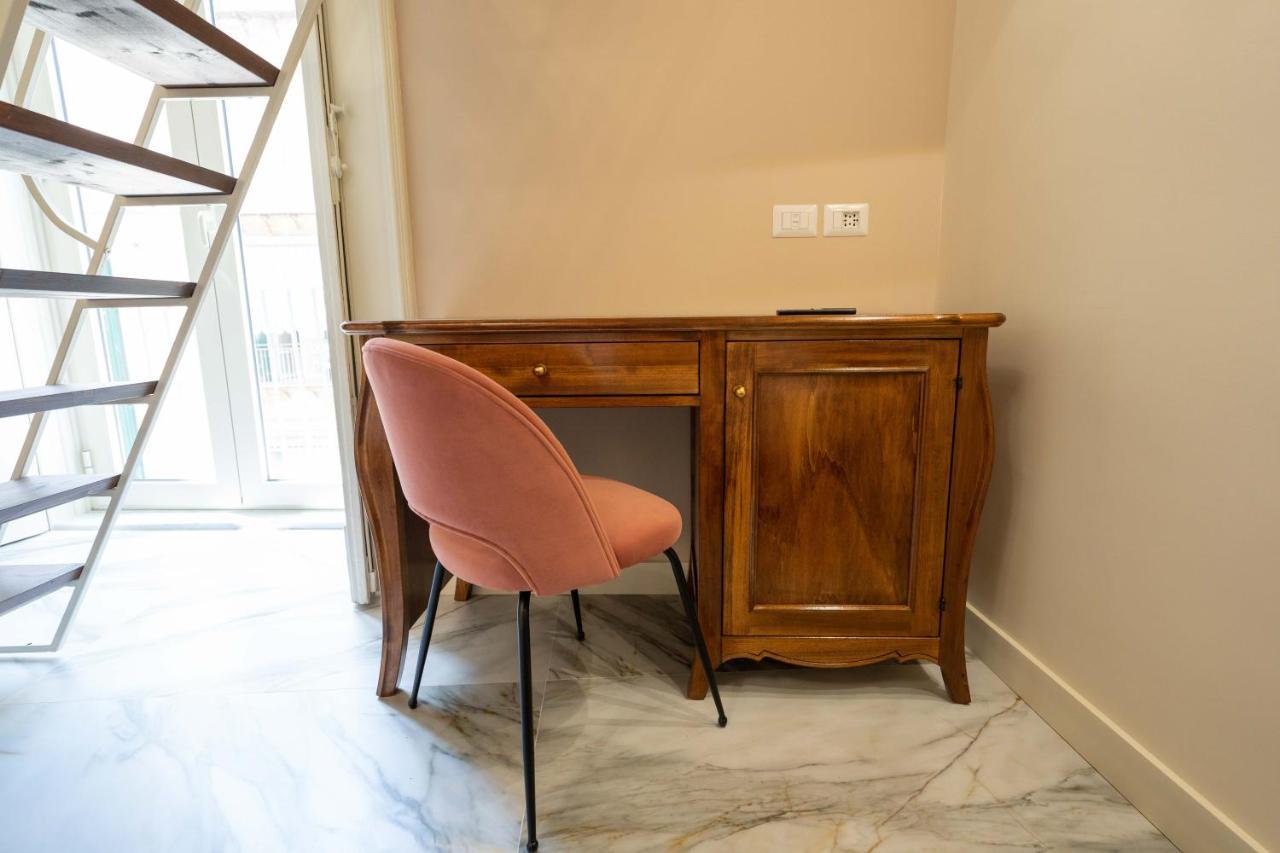 Ventaglieri 74 By Dimorra Bed & Breakfast เนเปิลส์ ภายนอก รูปภาพ